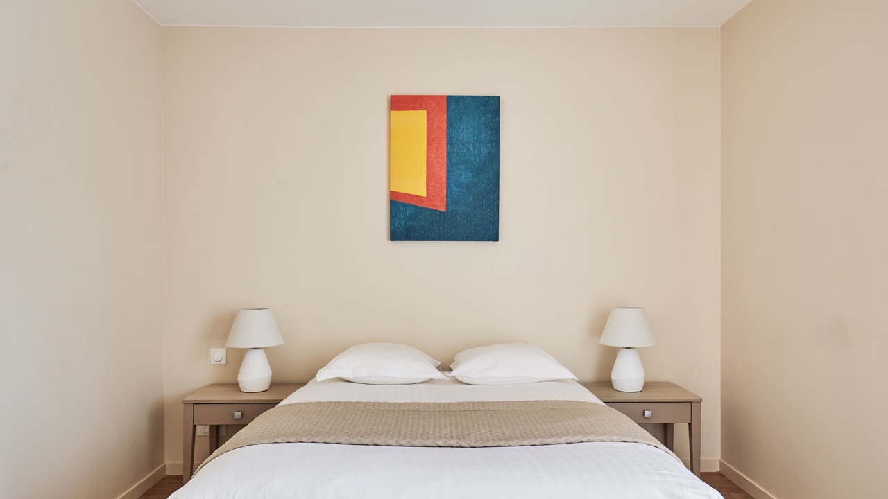 Photo of Bedroom in Levallois-Perret