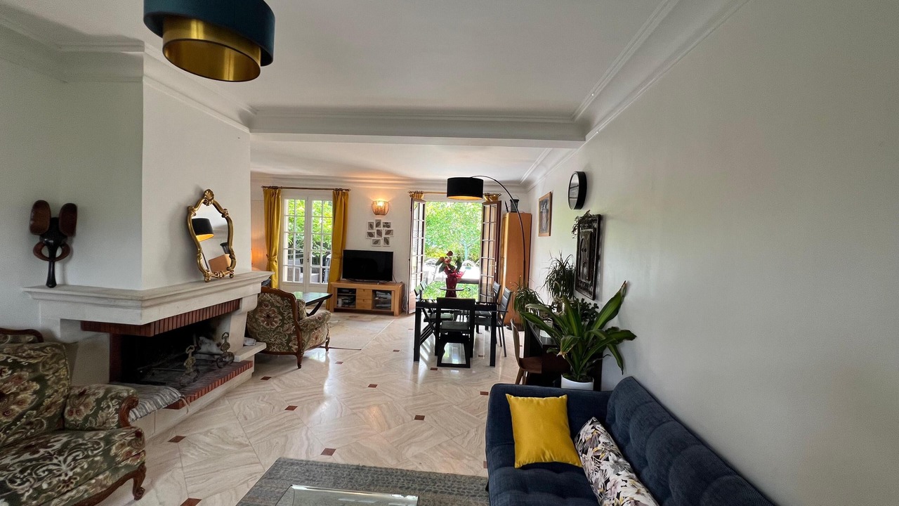Photo of Livingroom in L'Hay-les-Roses