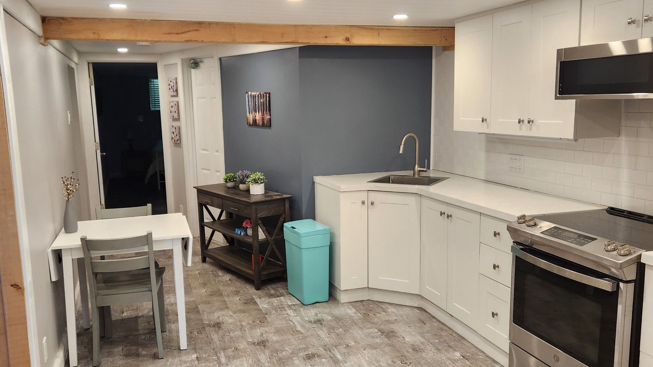Photo of Kitchen in Lake of Bays
