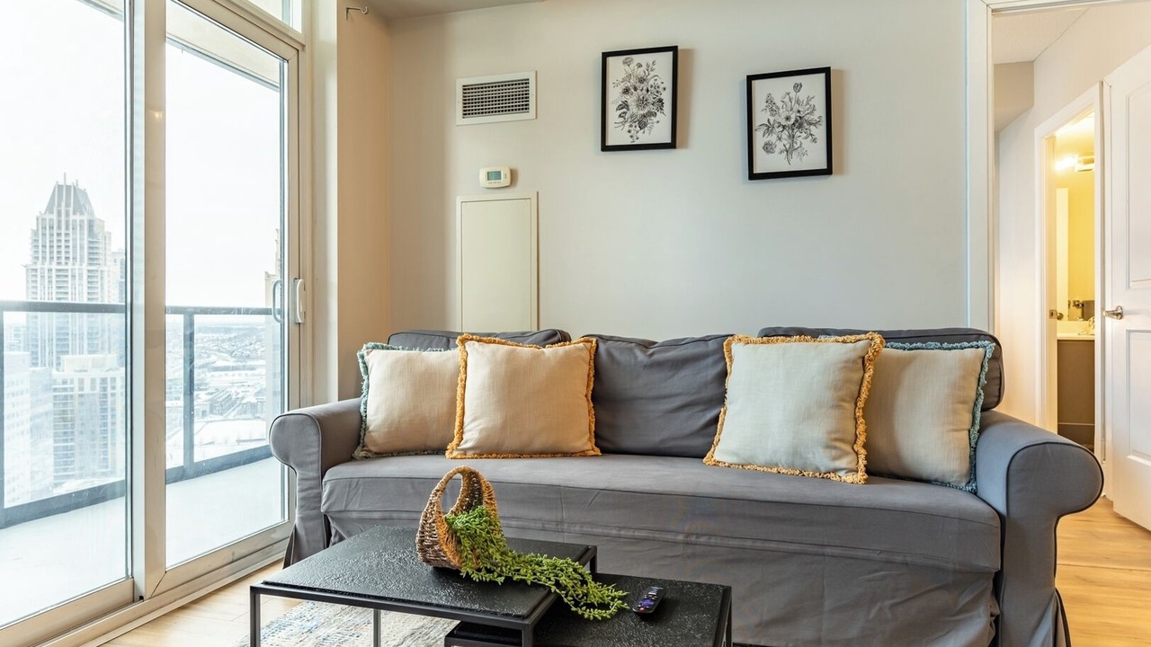 Photo of Livingroom in Downtown Mississauga