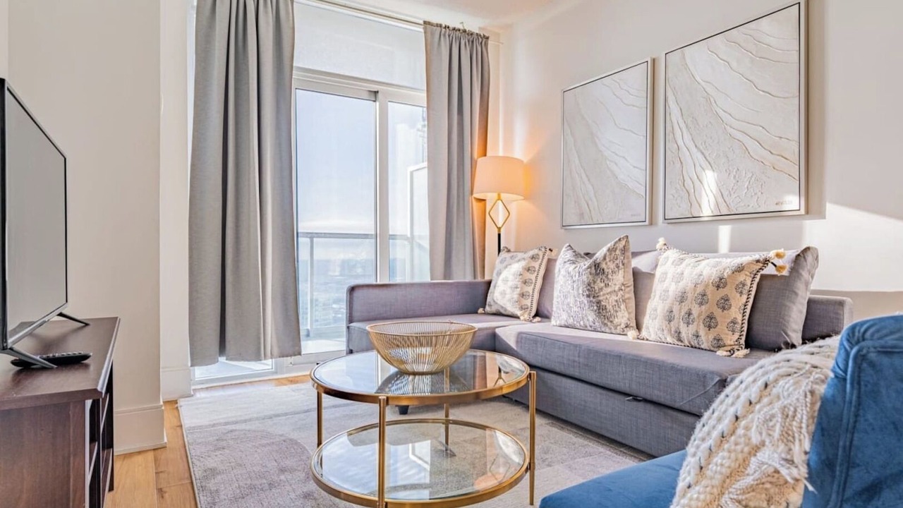 Photo of Livingroom in Downtown Mississauga