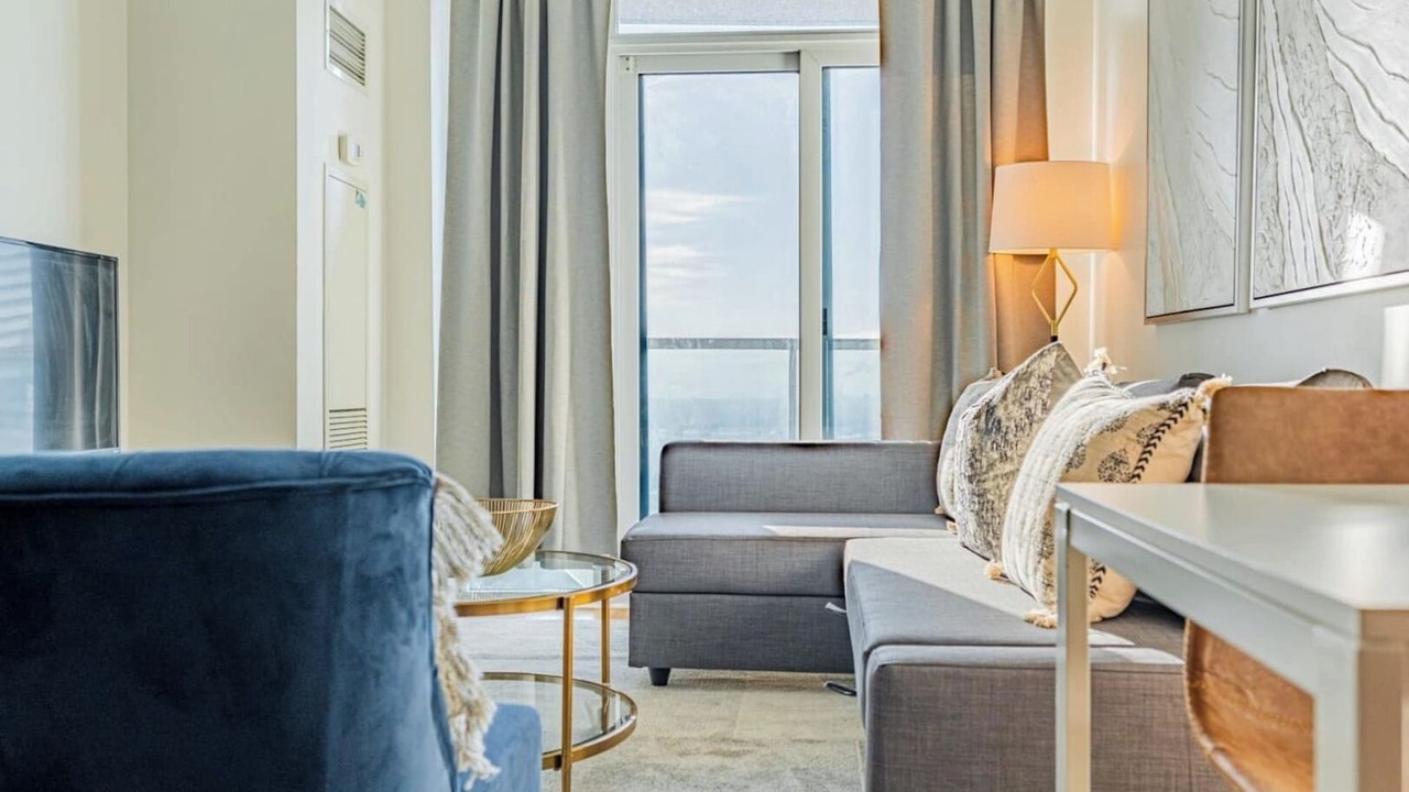 Photo of Livingroom in Downtown Mississauga