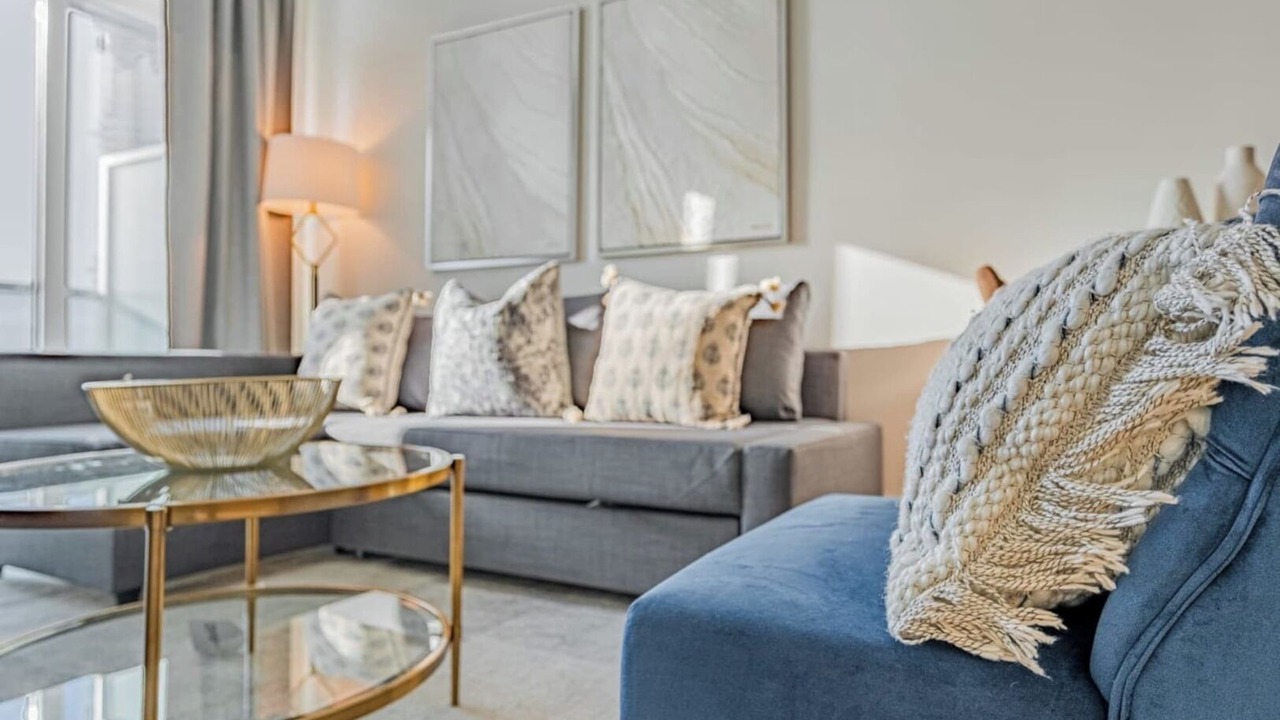 Photo of Livingroom in Downtown Mississauga
