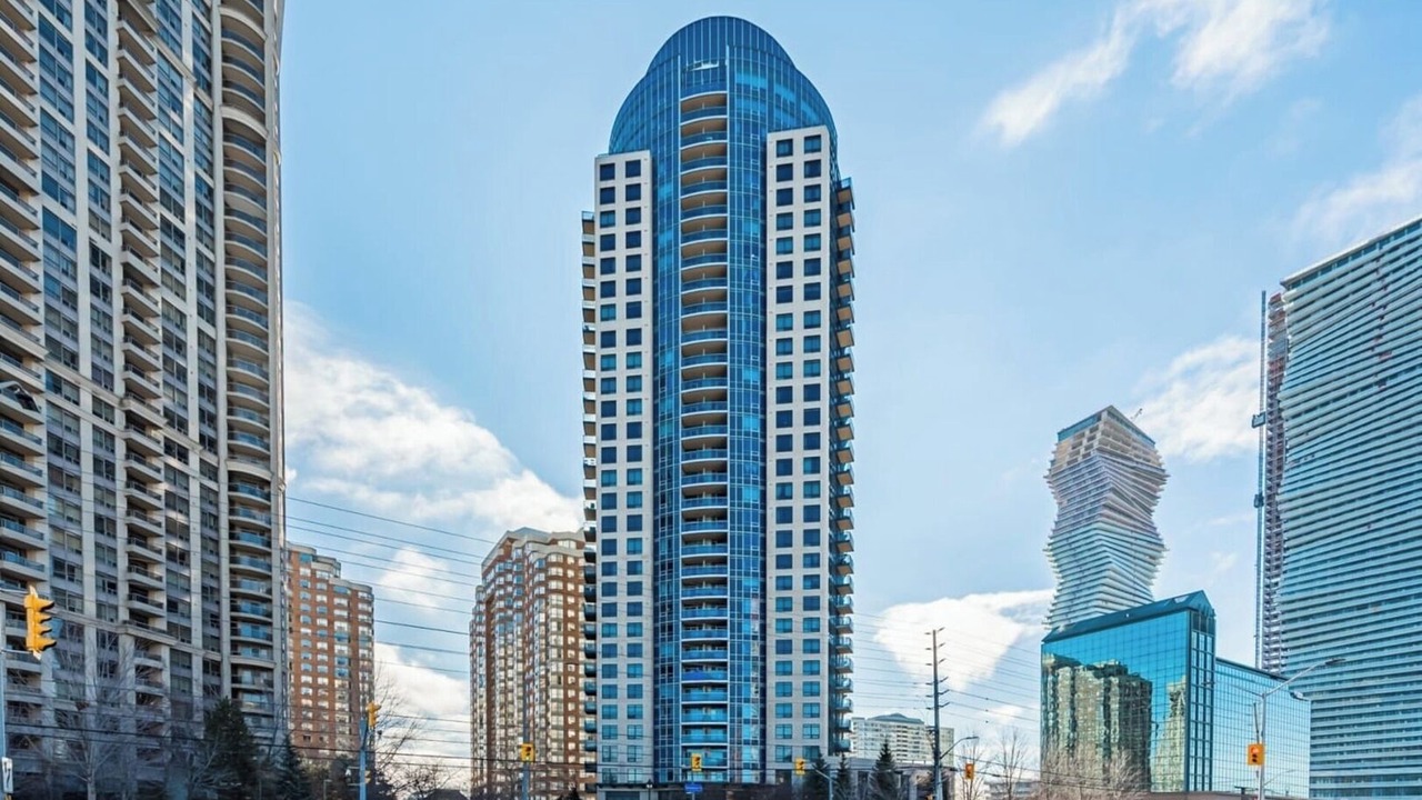 Photo of Outdoor in Downtown Mississauga