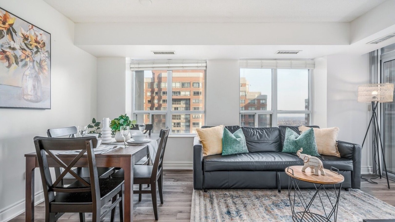 Photo of Livingroom in Downtown Mississauga