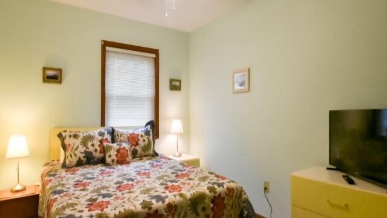 Photo of Bedroom in Caine Woods