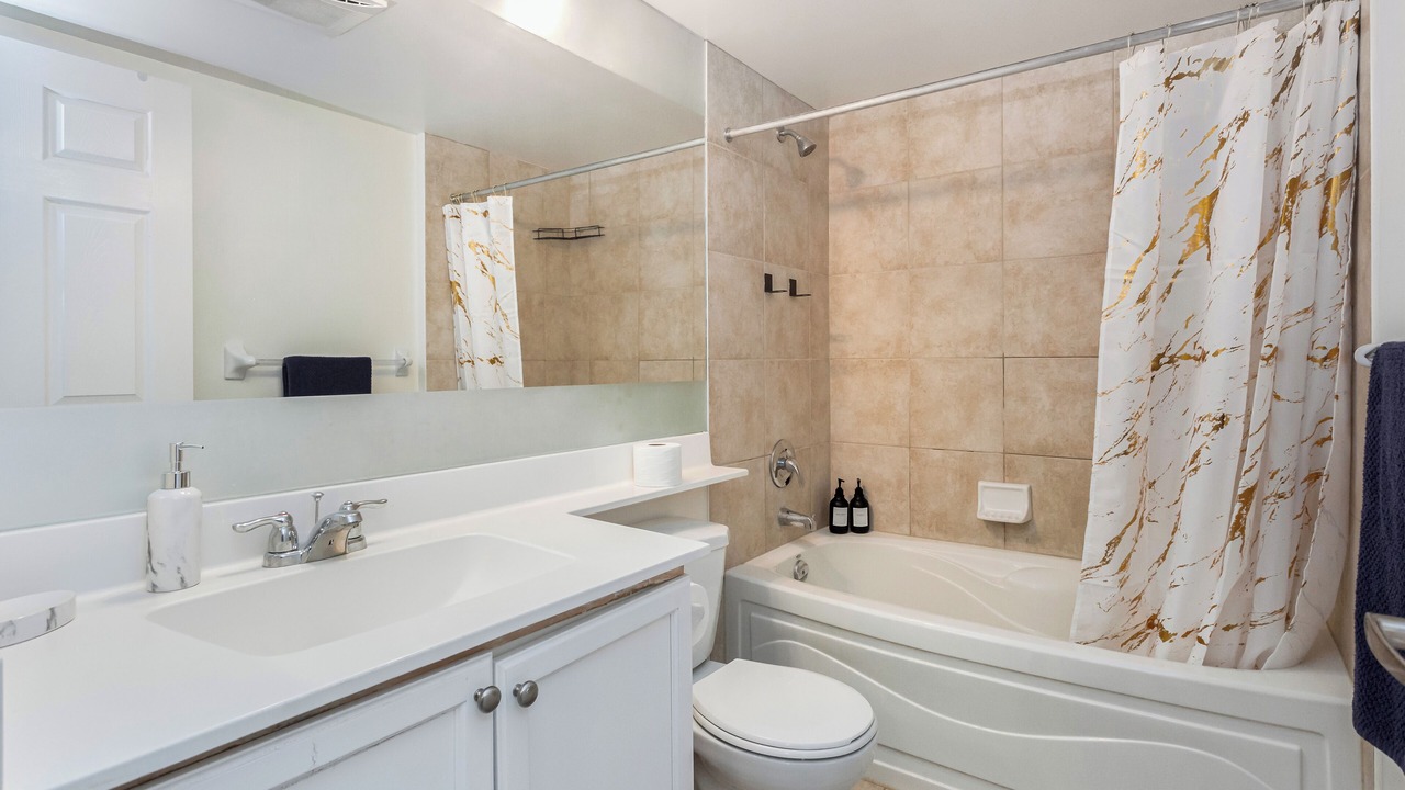 Photo of Bathroom in Downtown Mississauga