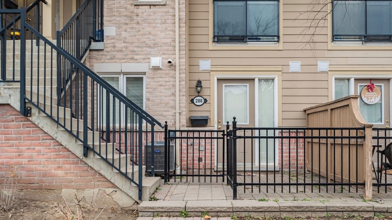 Photo of Outdoor in Churchill Meadows