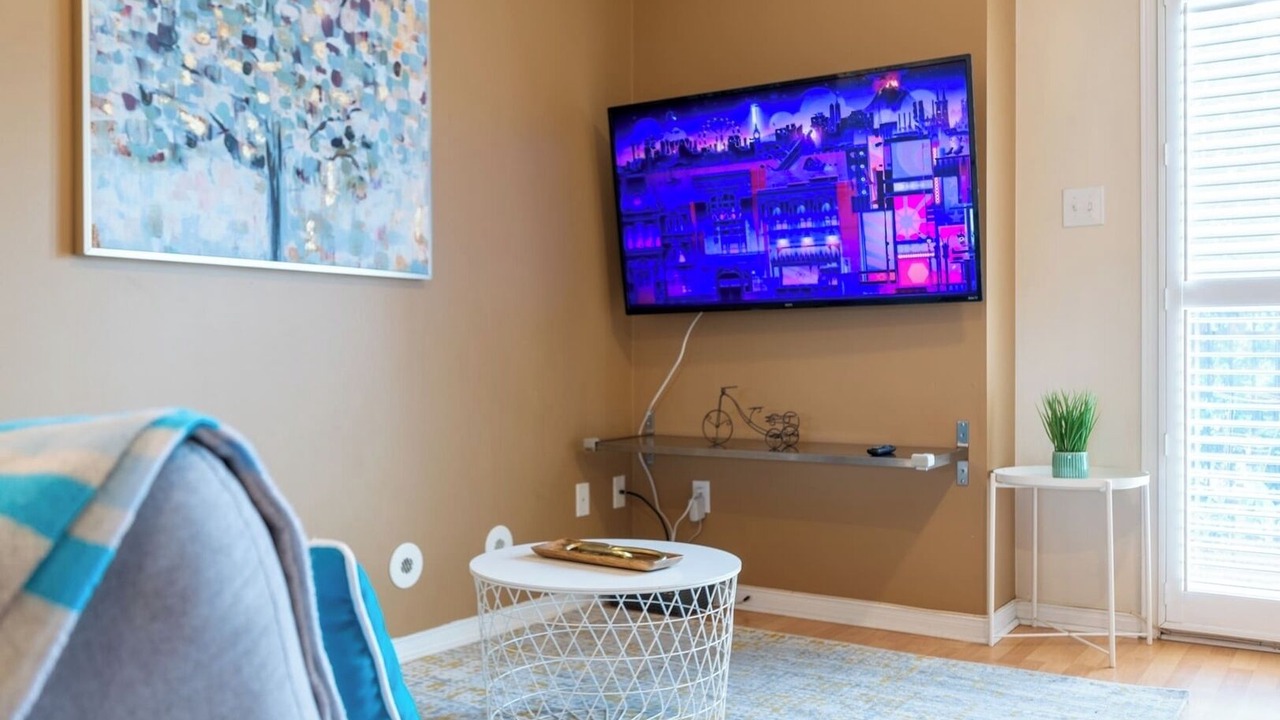 Photo of Livingroom in Churchill Meadows