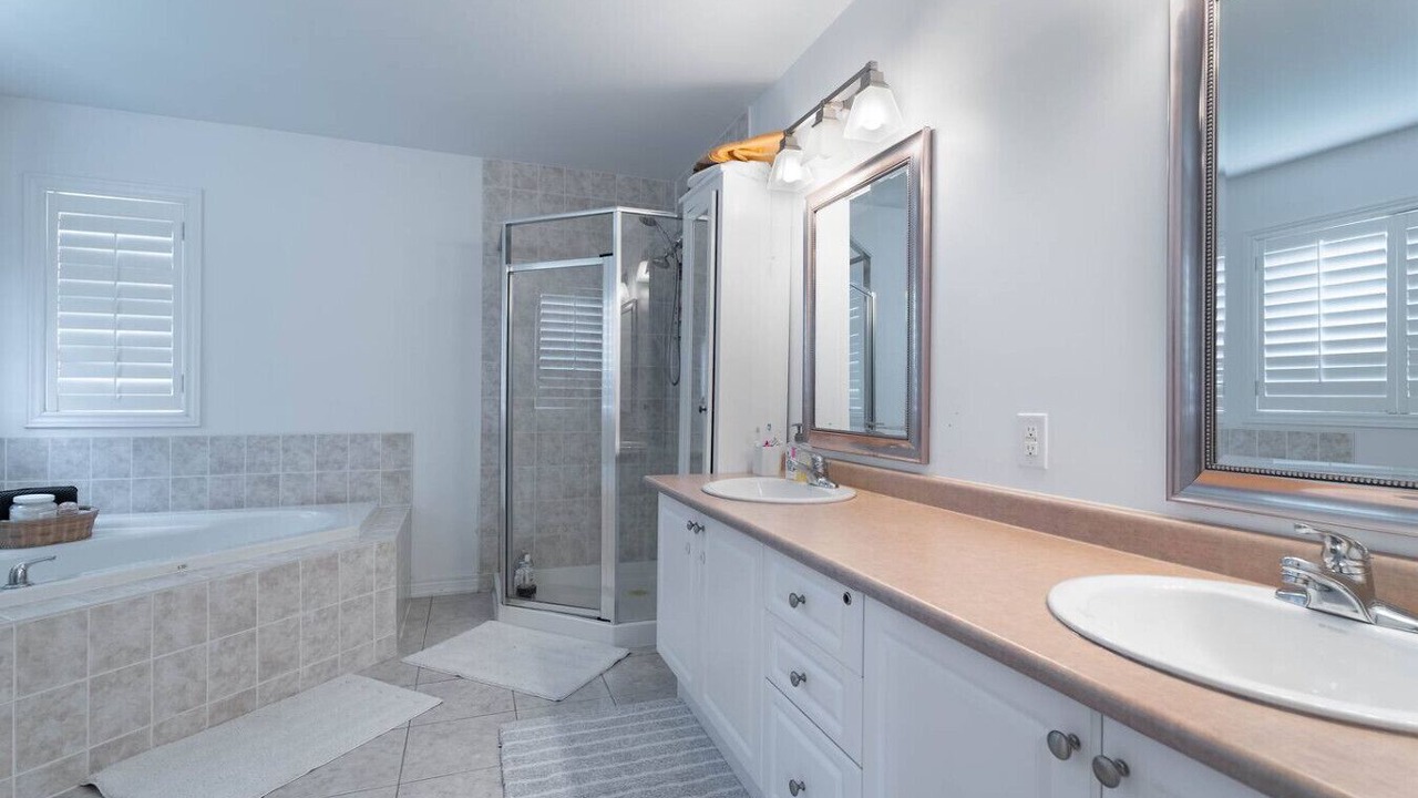 Photo of Bathroom in Churchill Meadows