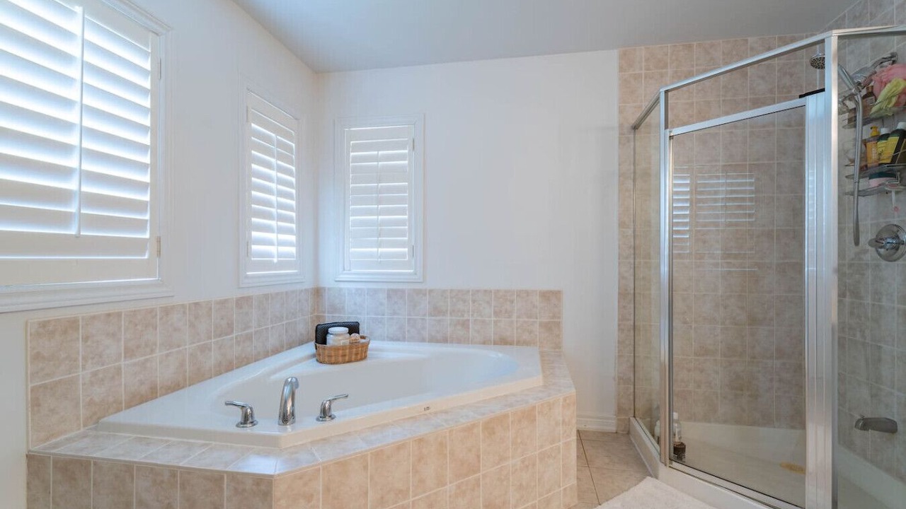 Photo of Bathroom in Churchill Meadows