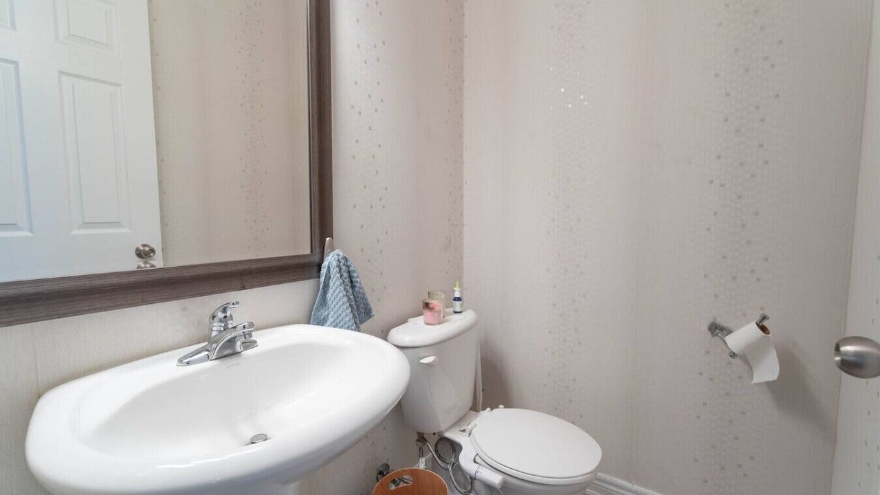 Photo of Bathroom in Churchill Meadows