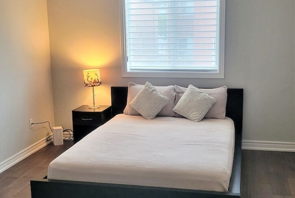 Photo of Bedroom in Elder Mills