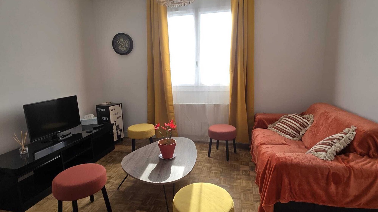 Photo of Livingroom in Saint-Thibault-des-Vignes