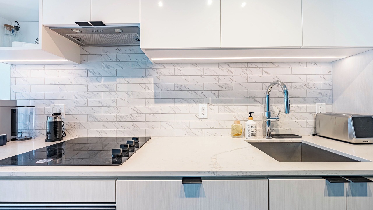 Photo of Kitchen in Bay Street Corridor