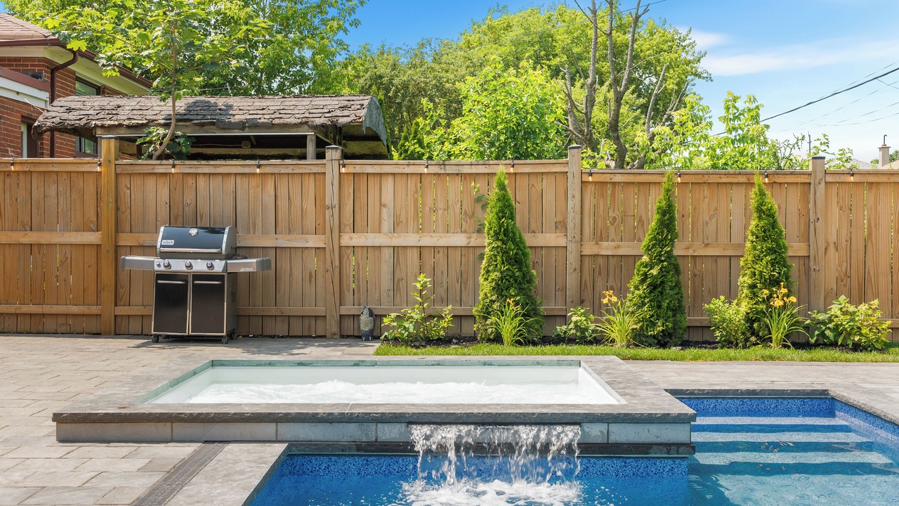 Photo of Outdoor in Newtonbrook
