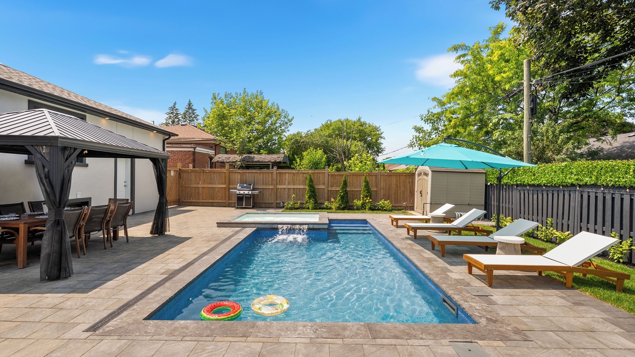 Photo of Outdoor in Newtonbrook
