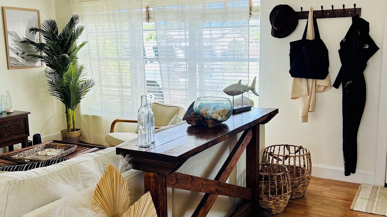 Photo of Livingroom in Satellite Beach