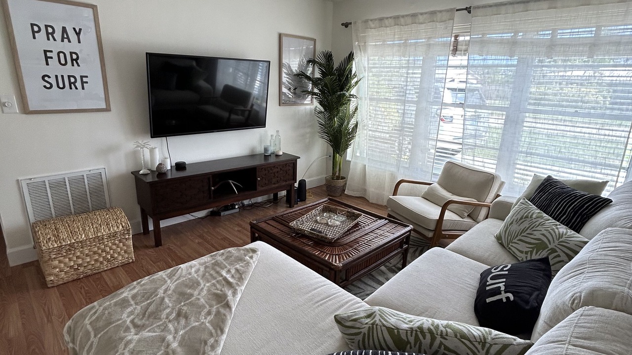 Photo of Livingroom in Satellite Beach