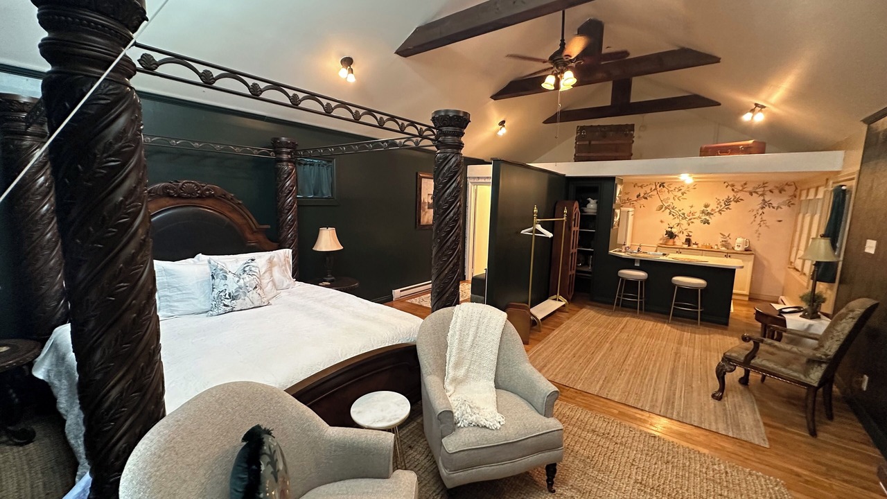 Photo of Bedroom in Elora