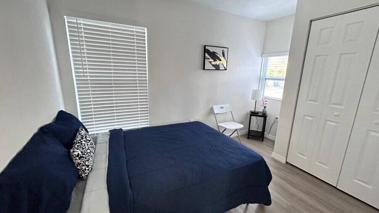 Photo of Bedroom in United Central