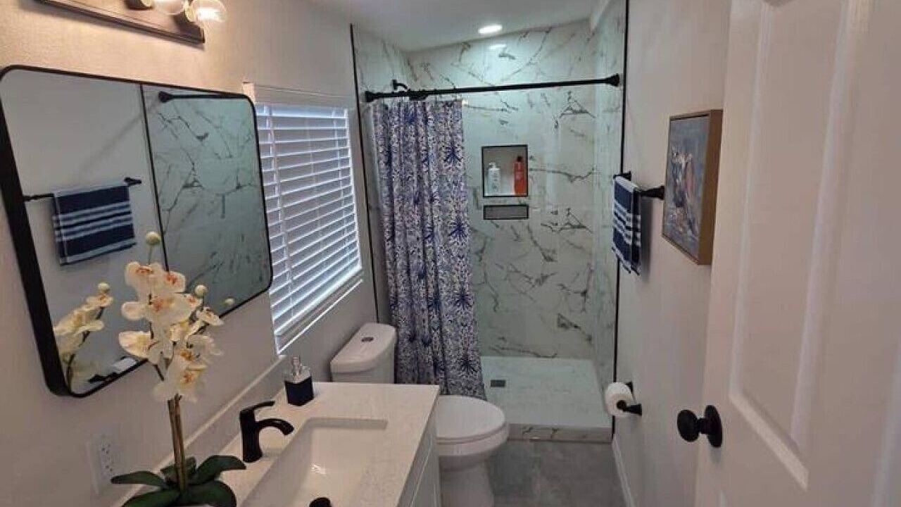 Photo of Bathroom in United Central