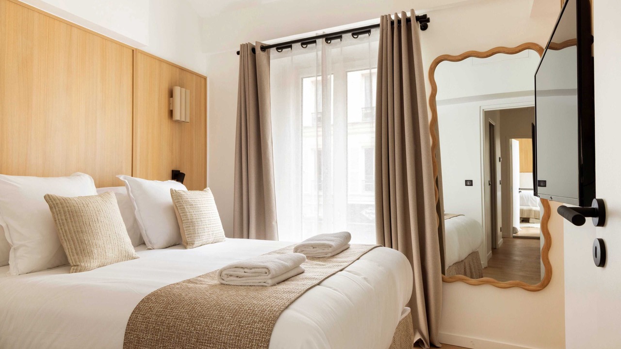 Photo of Bedroom in 17th Arrondissement