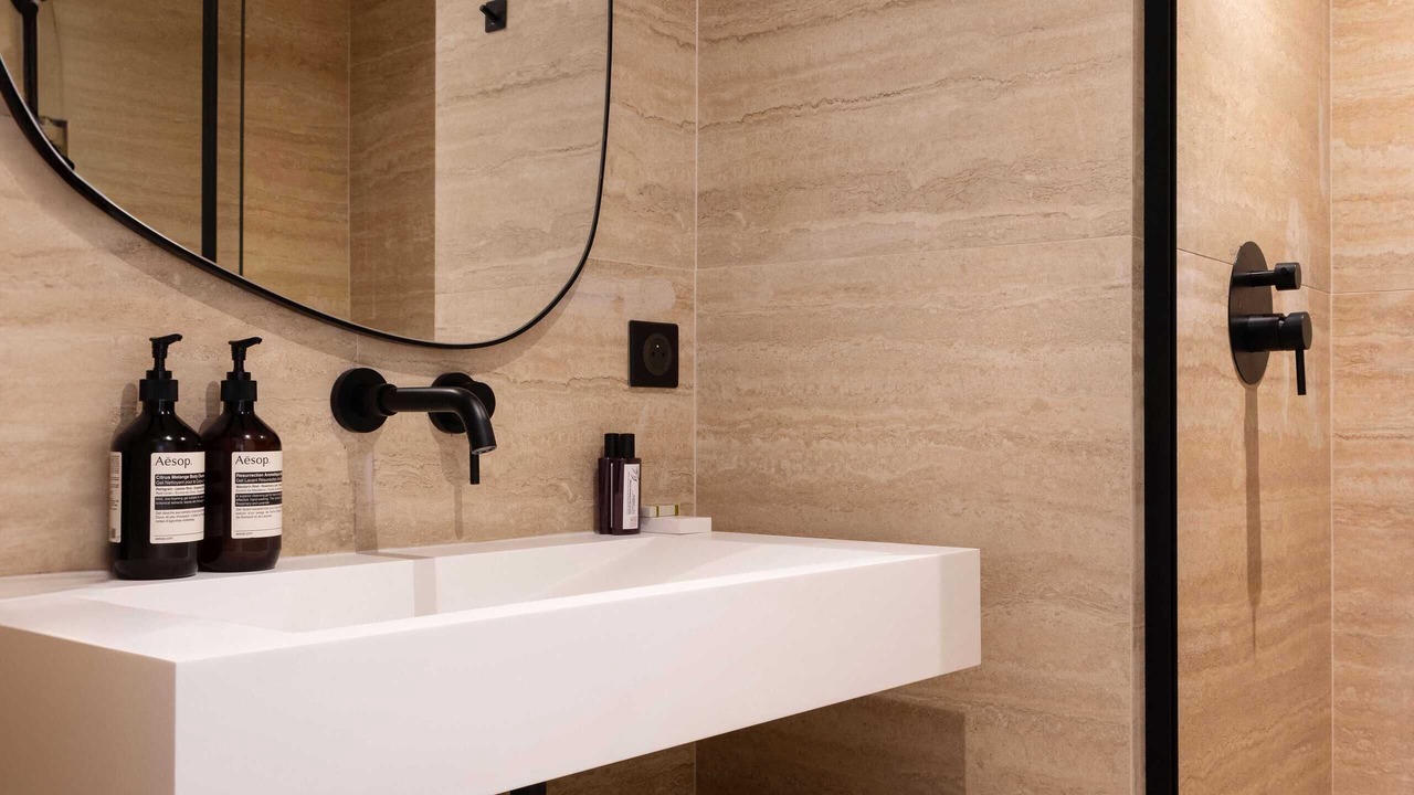 Photo of Bathroom in 17th Arrondissement