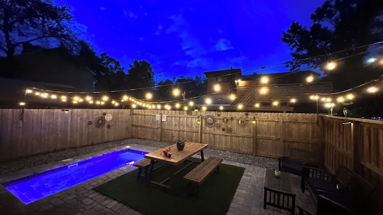 Photo of Outdoor in Colonialtown North