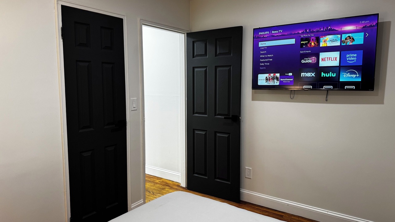 Photo of Bedroom in Hempstead