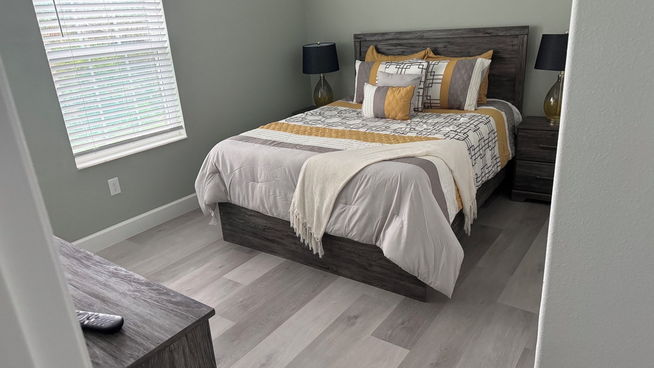 Photo of Bedroom in Palm River-Clair Mel