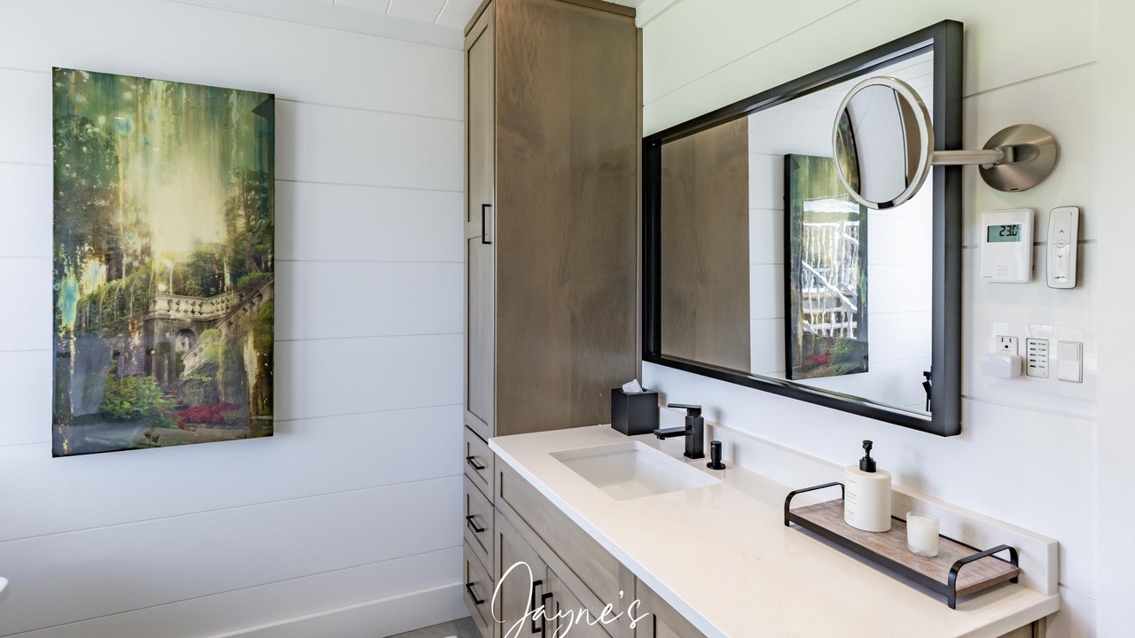Photo of Bathroom in Muskoka Lakes
