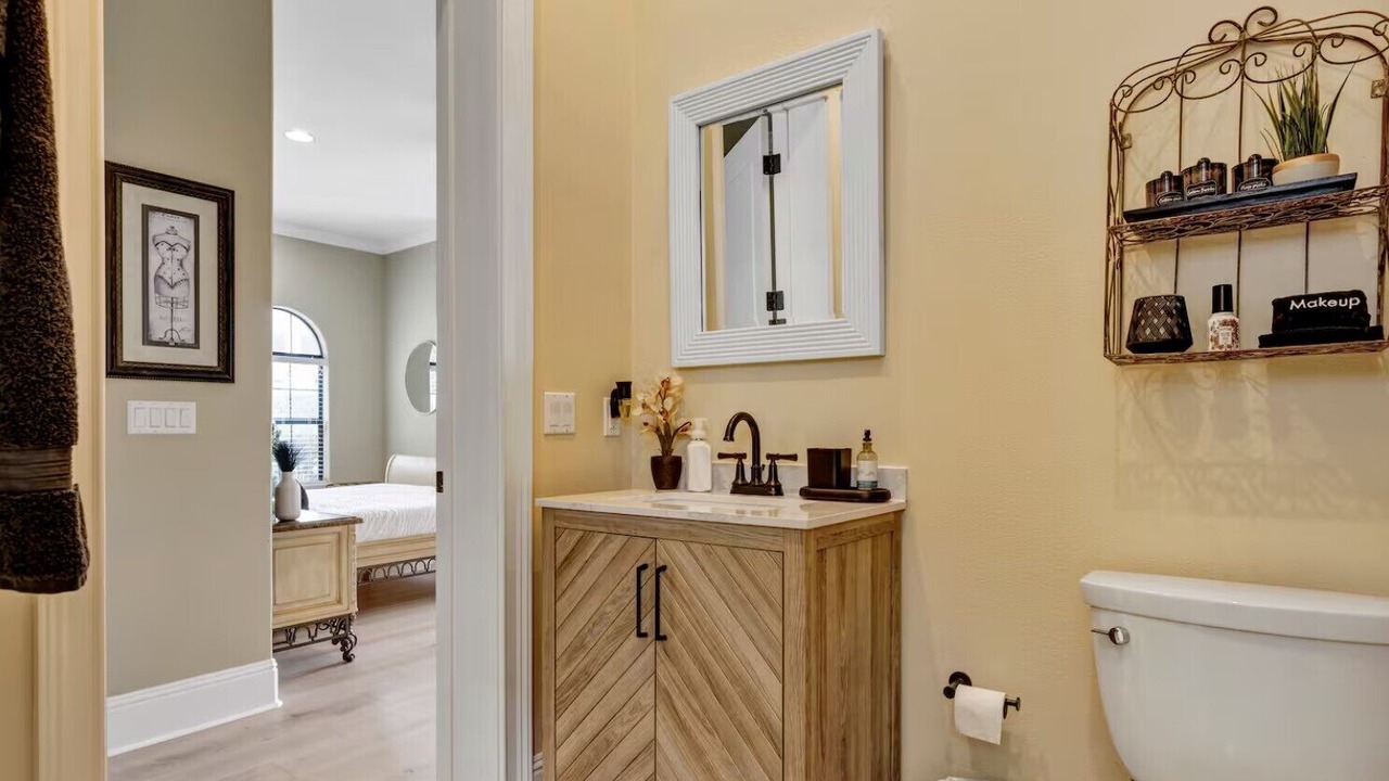 Photo of Bathroom in College Park