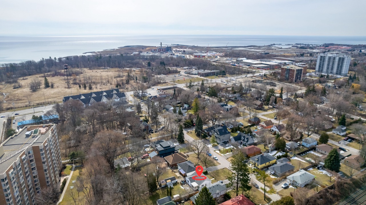 Photo of Outdoor in Lakeview