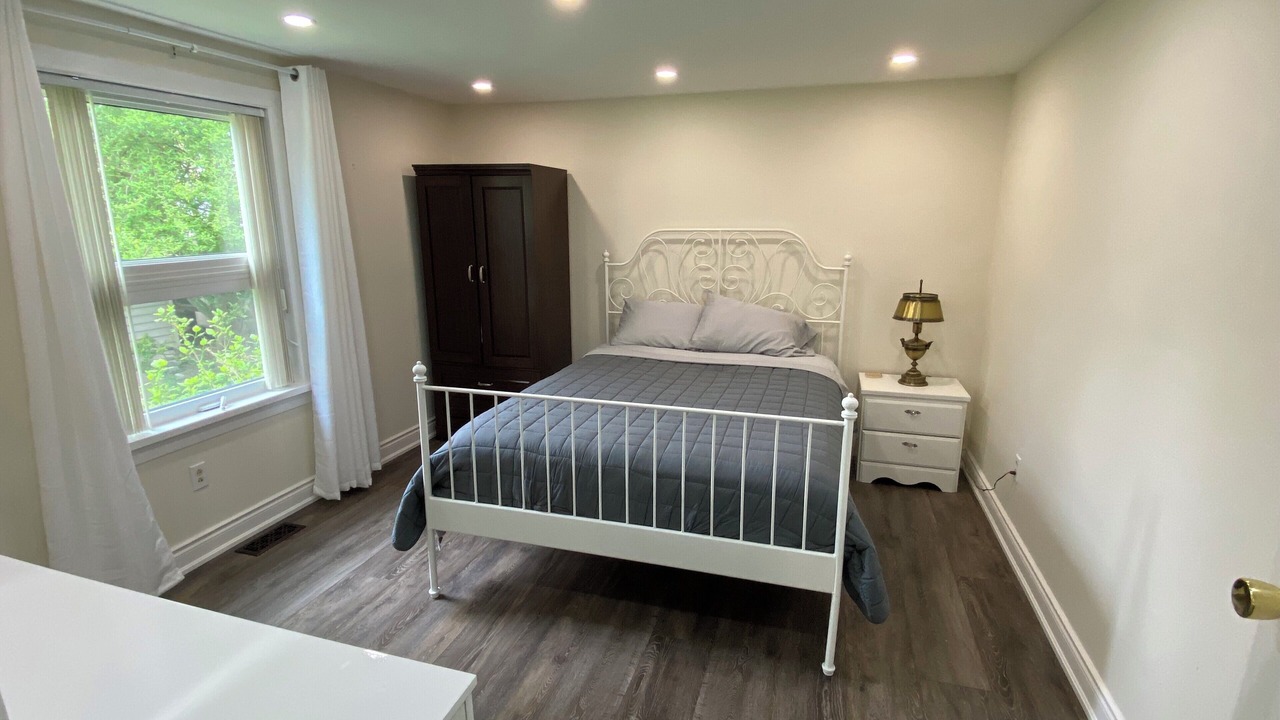 Photo of Bedroom in Wasaga Beach