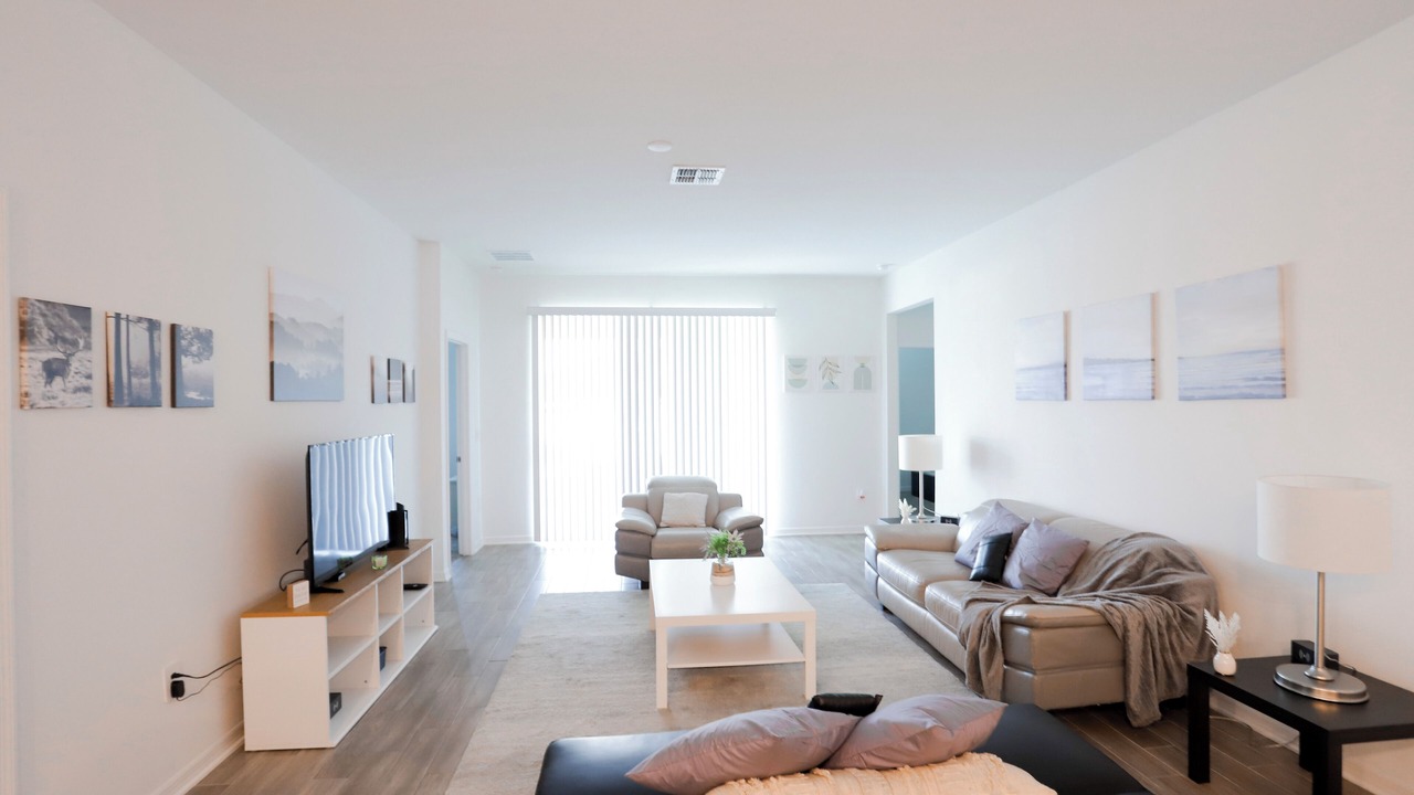 Photo of Livingroom in Haines City