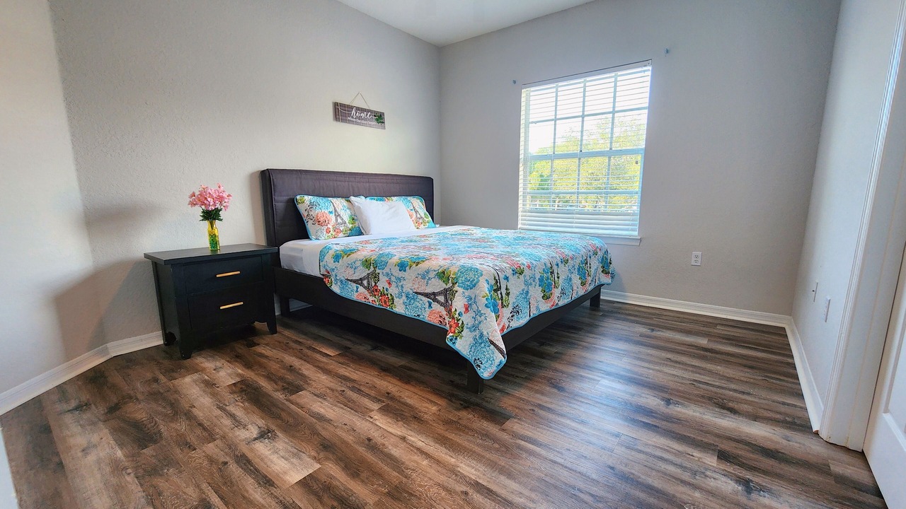 Photo of Bedroom in County Line Coalition