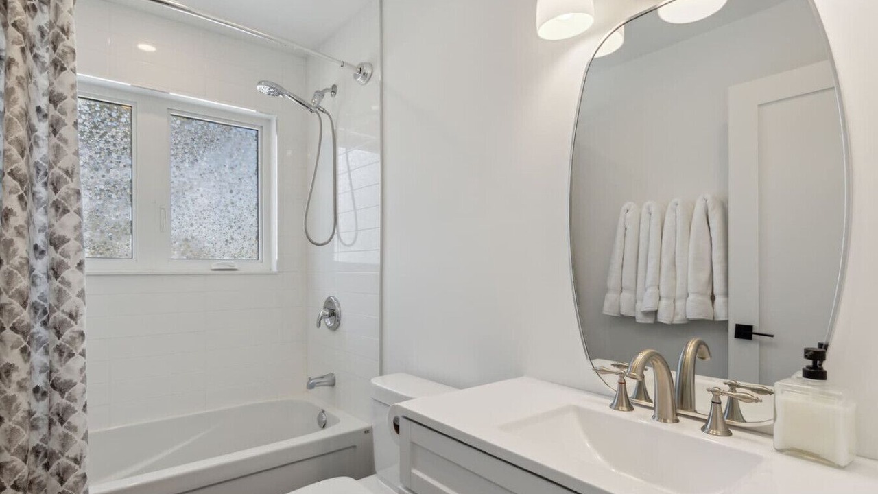 Photo of Bathroom in The Blue Mountains