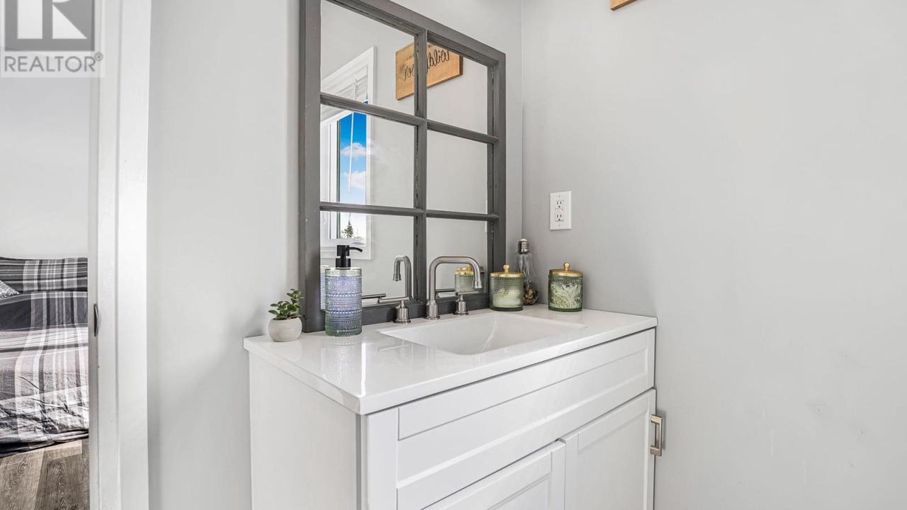 Photo of Bathroom in Miller Lake
