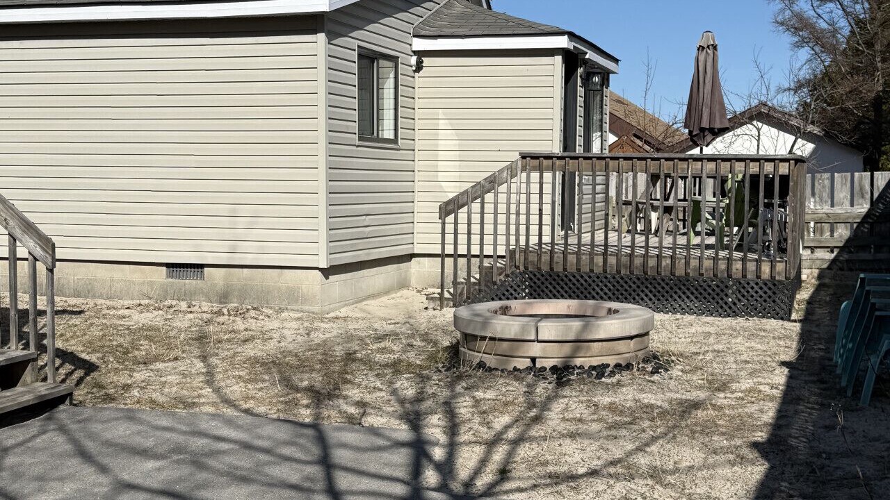 Photo of Patio Balcony in Wasaga Beach