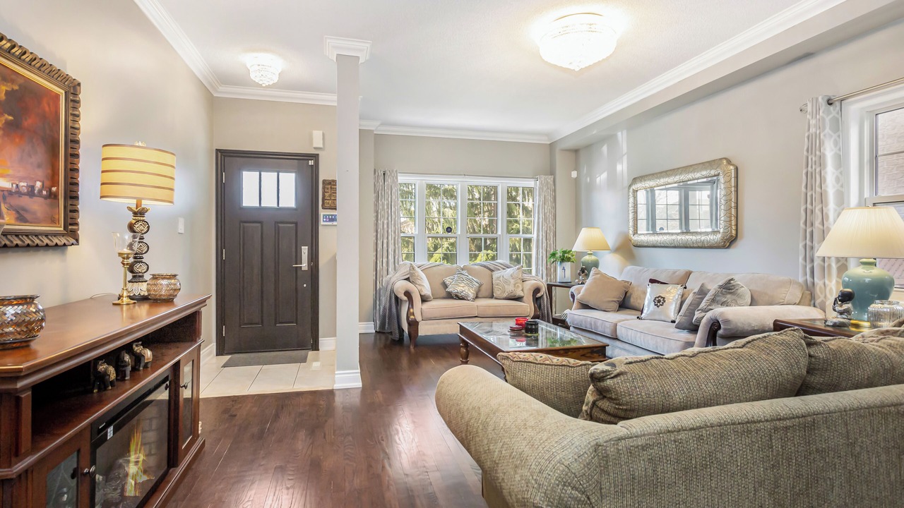 Photo of Livingroom in Norval