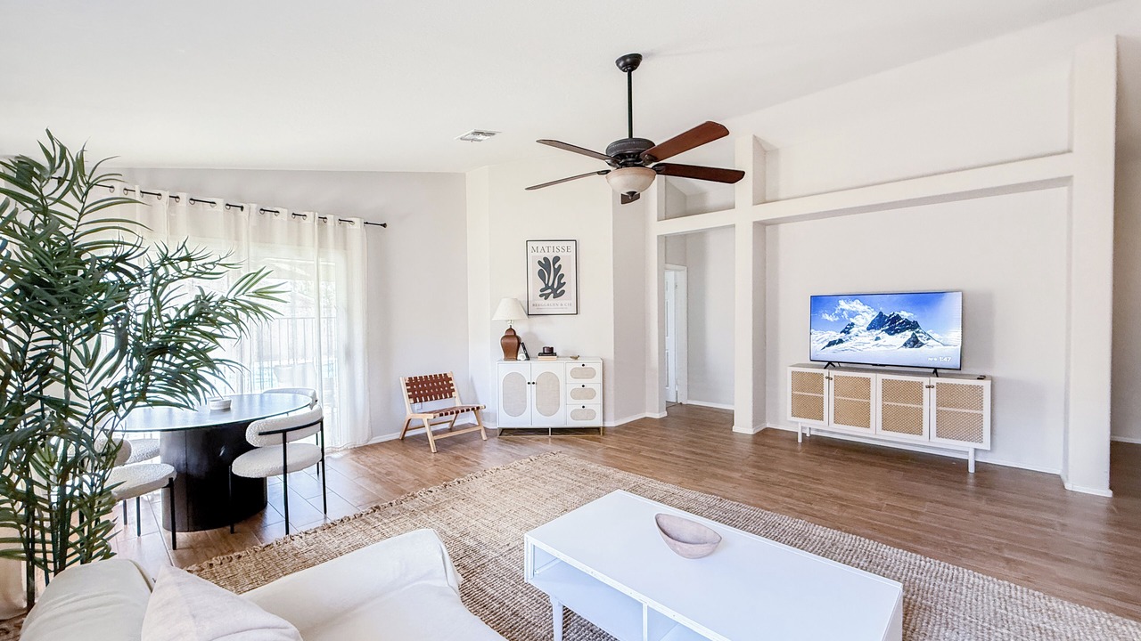 Photo of Livingroom in Deer Valley