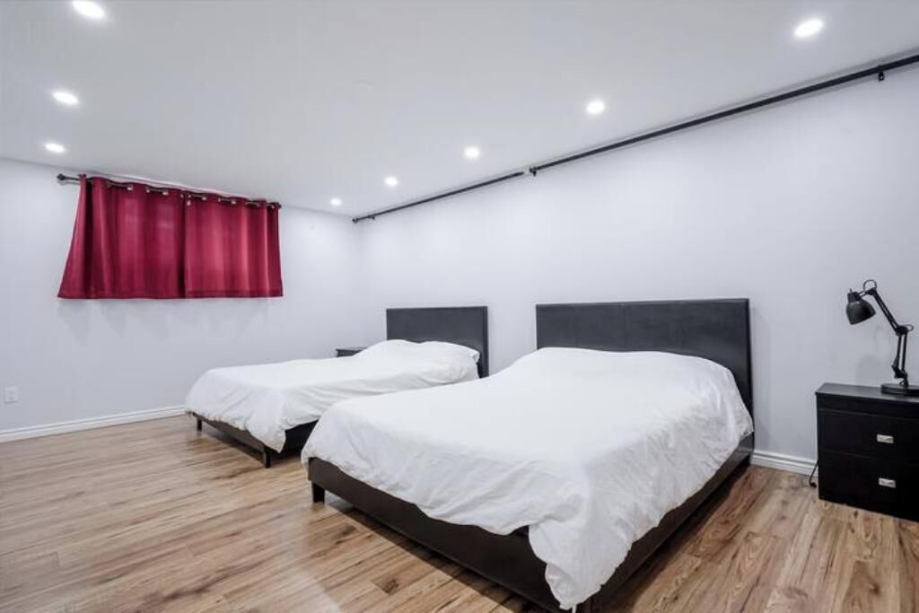 Photo of Bedroom in Deseronto