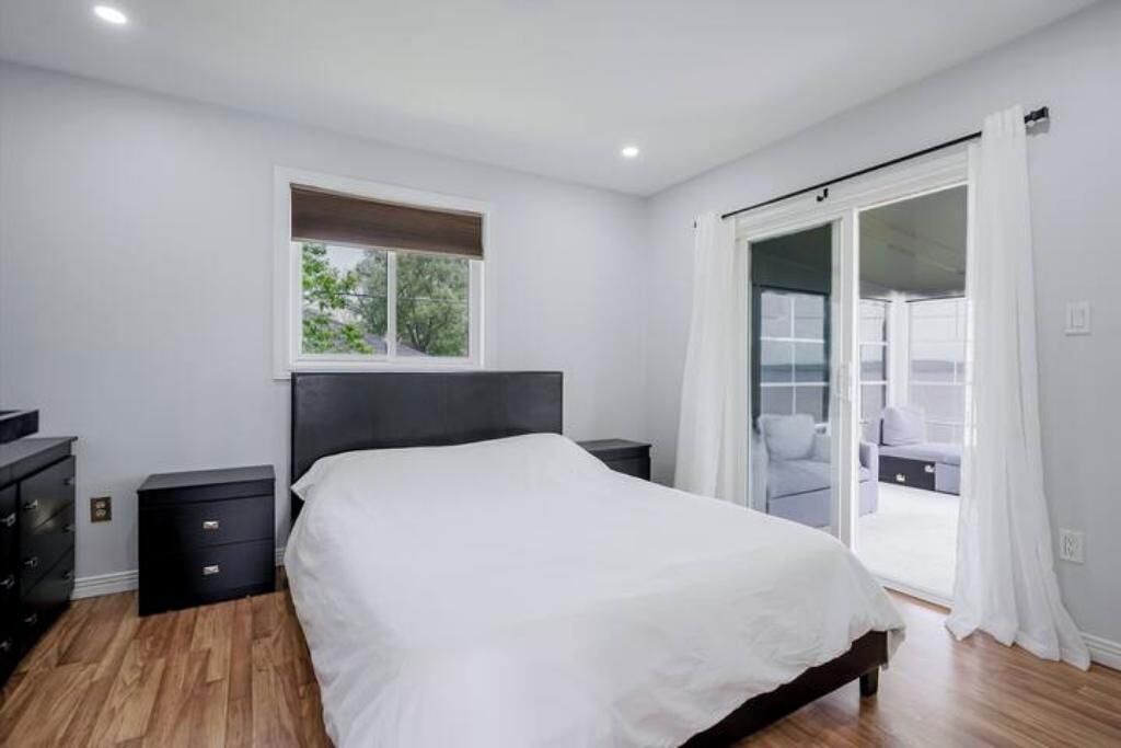Photo of Bedroom in Deseronto