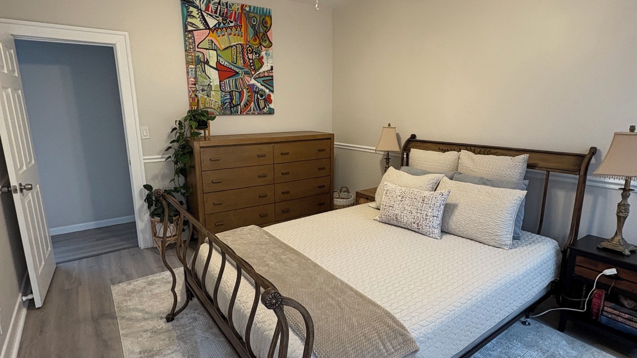 Photo of Bedroom in Long Beach