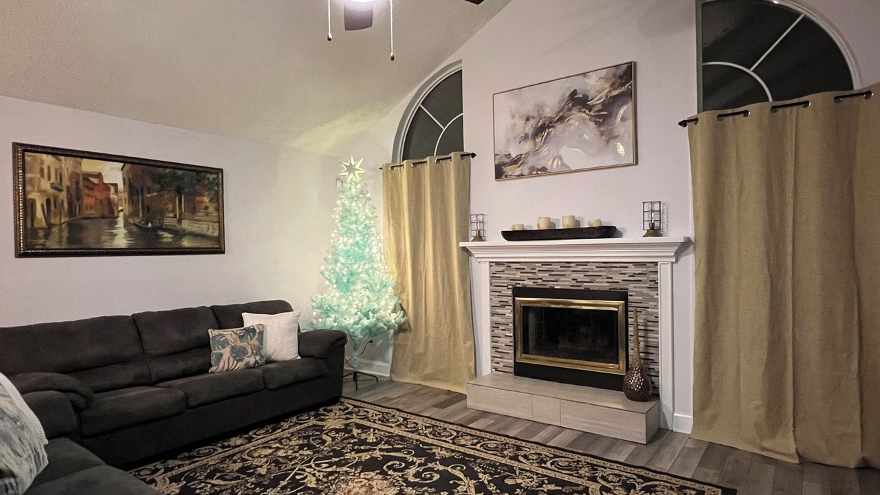 Photo of Livingroom in Fairvilla