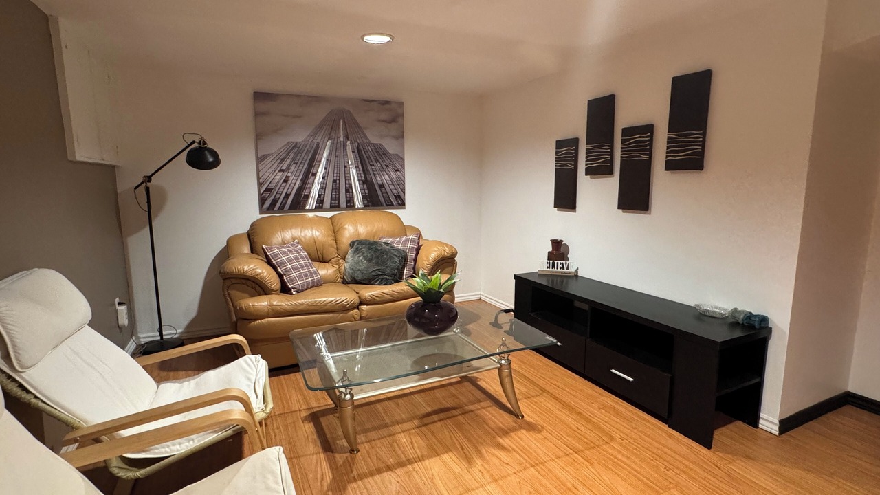 Photo of Livingroom in Lakeview