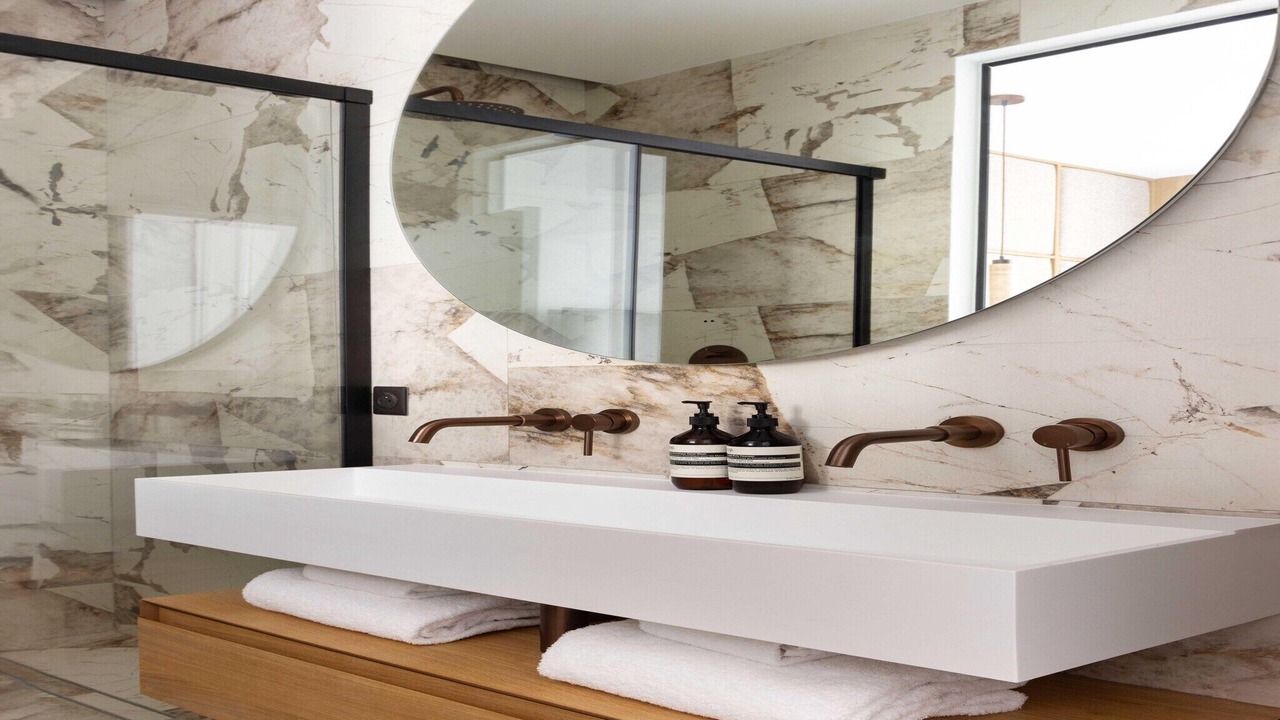Photo of Bathroom in Croulebarbe