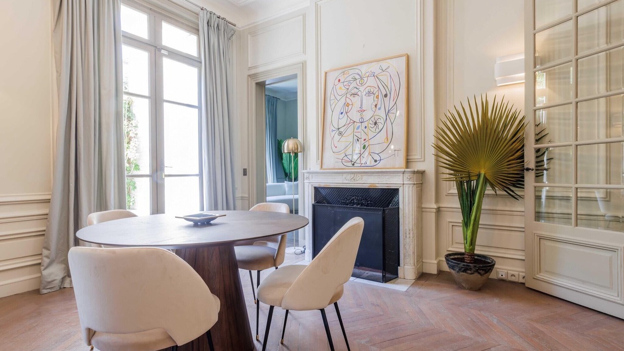 Photo of Livingroom in Neuilly-sur-Seine