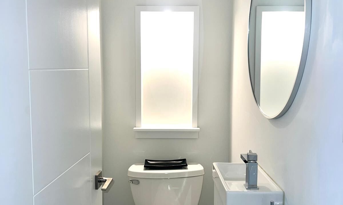 Photo of Bathroom in Fashion District